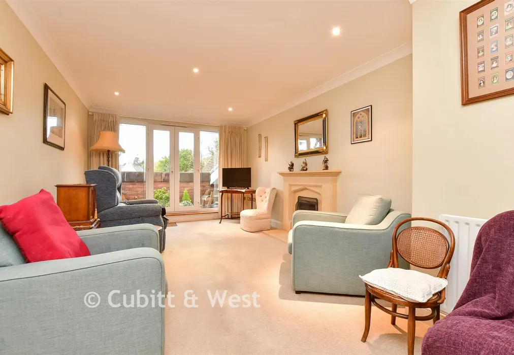 Lounge/Diner - Wray Park Road, Reigate, Surrey - Wards of Kent