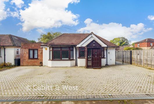 Dovers Green Road, Reigate, Surrey - Wards of Kent