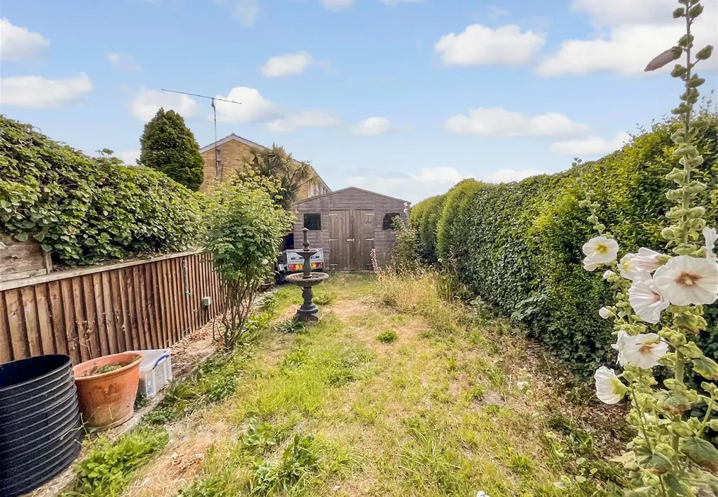 Rear Garden - St. Richard's Road, Deal, Kent - Wards of Kent