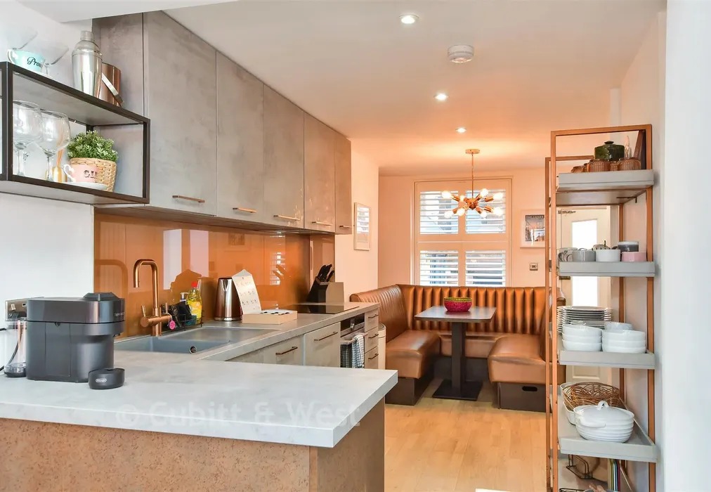 Kitchen - Market Street, Brighton, East Sussex - Wards of Kent