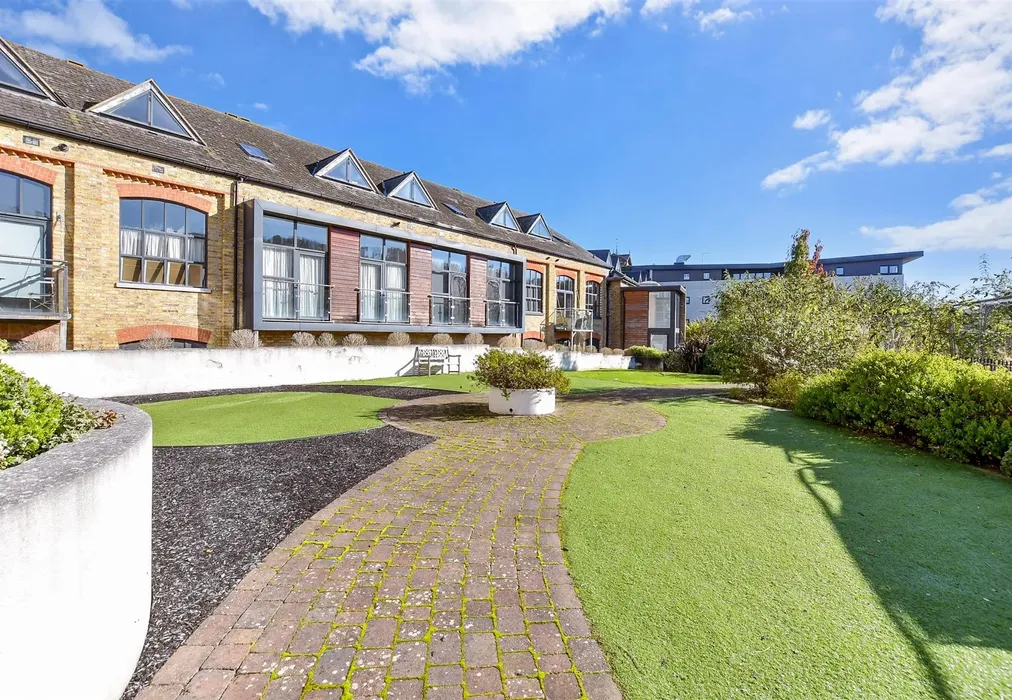 Communal Gardens - Crabble Hill, Dover, Kent - Wards of Kent