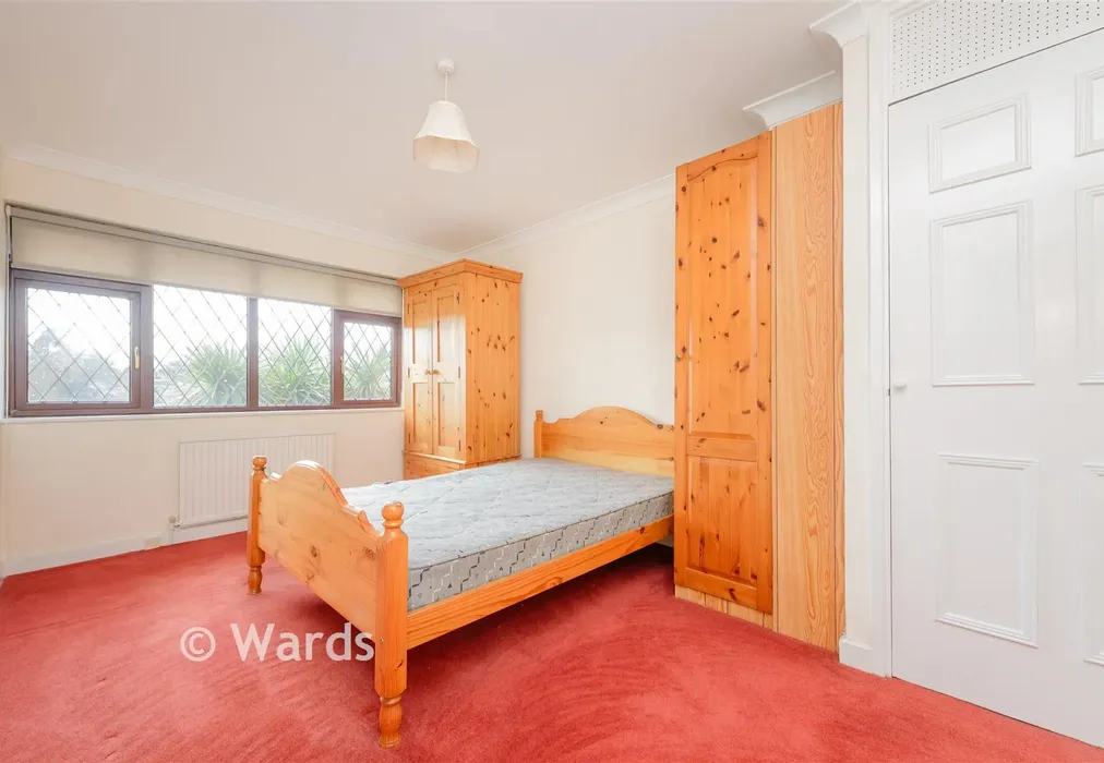 Bedroom 1 - Station Road, Greenhithe, Kent - Wards of Kent