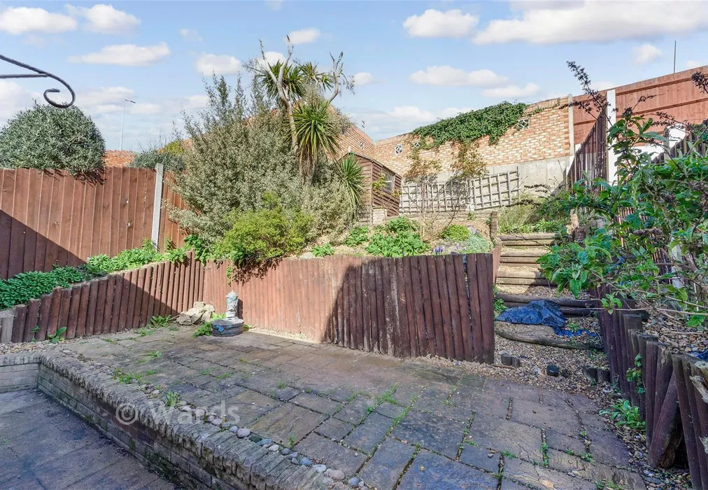 Rear Garden - Station Road, Greenhithe, Kent - Wards of Kent