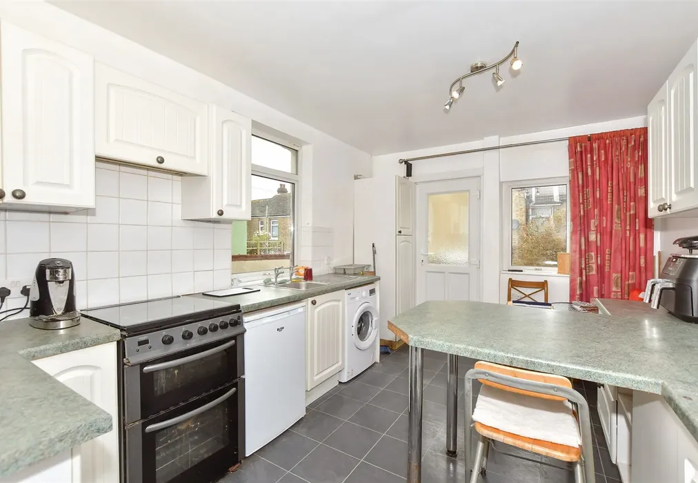 Kitchen/ Breakfast Room - Beaconsfield Avenue, Dover, Kent - Wards of Kent