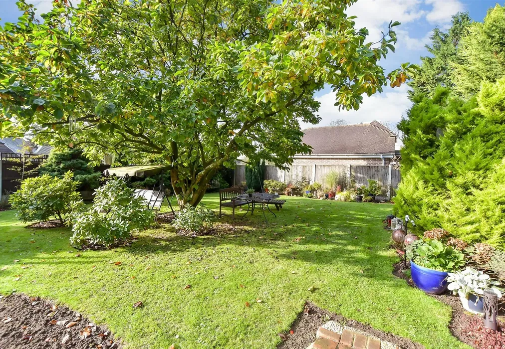 Rear Garden - Dover Road, Guston, Dover, Kent - Wards of Kent
