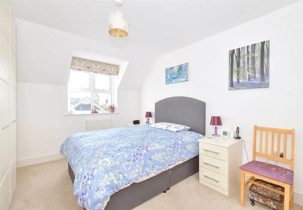 Bedroom 1 - Fitzroy Street, Sandown, Isle of Wight - Wards of Kent