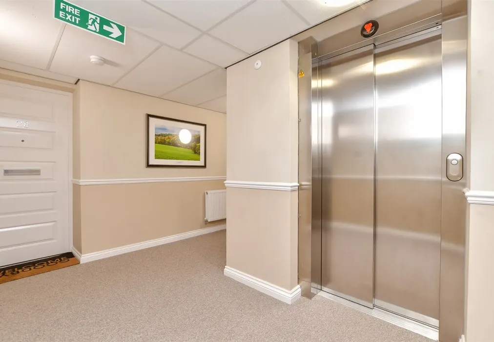 Internal Feature - Cheam Road, Sutton, Surrey - Wards of Kent