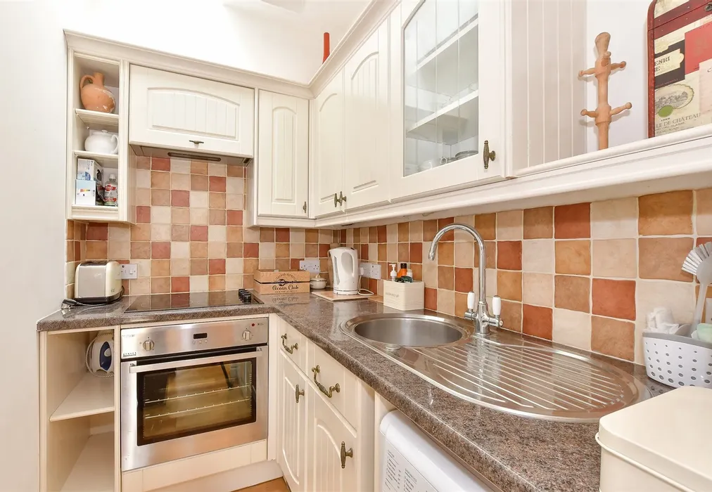 Annex Kitchen - Church Street, Niton, Ventnor, Isle of Wight - Wards of Kent