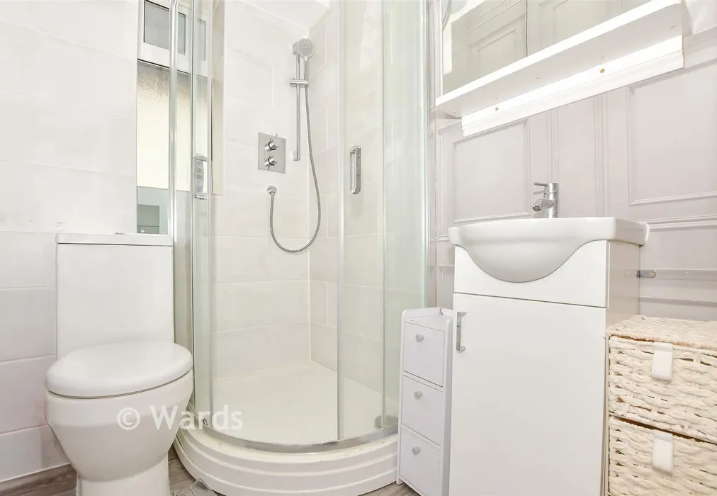Shower Room - Sutton Road, Maidstone, Kent - Wards of Kent