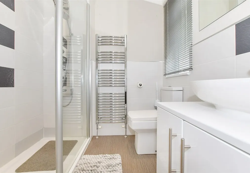 En-Suite Shower Room - Peninsula Crescent, Hoo, Rochester, Kent - Wards of Kent