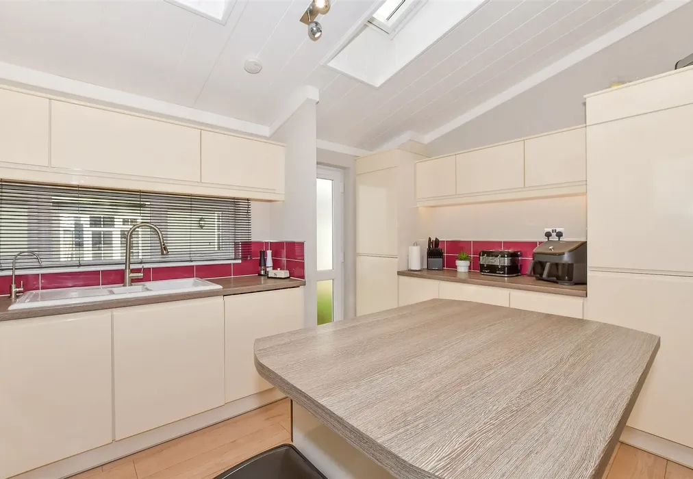 Kitchen/Diner - Peninsula Crescent, Hoo, Rochester, Kent - Wards of Kent