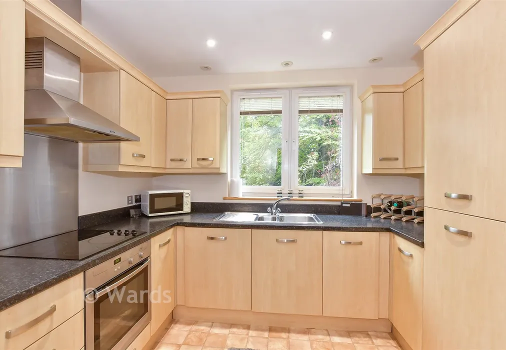 Kitchen - New Dover Road, Canterbury, Kent - Wards of Kent