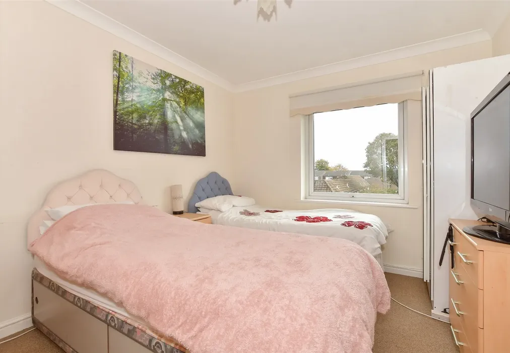 Bedroom 2 - Barnardo Drive, Barkingside, Ilford, Essex - Wards of Kent