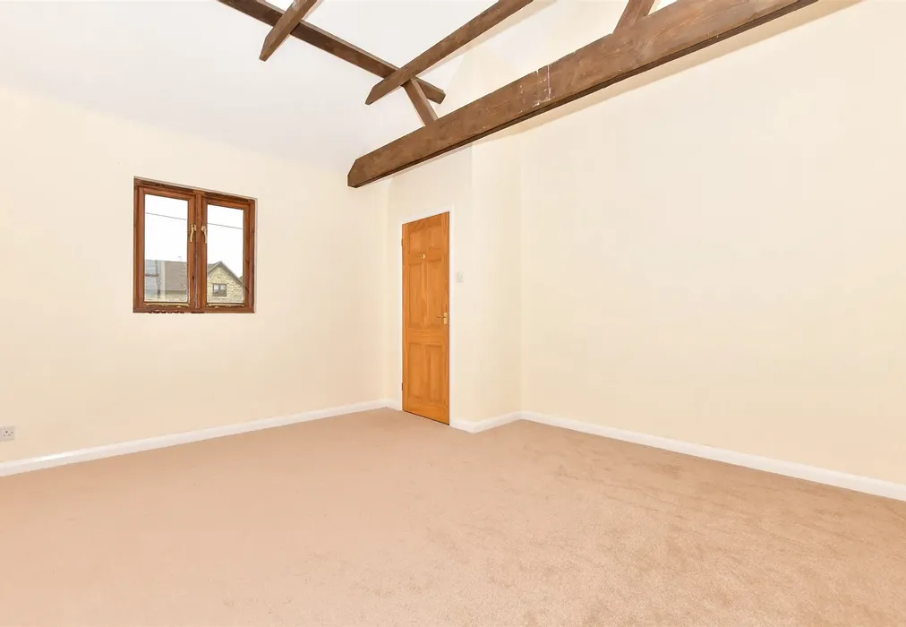 Bedroom - Pratling Street, Aylesford, Kent - Wards of Kent