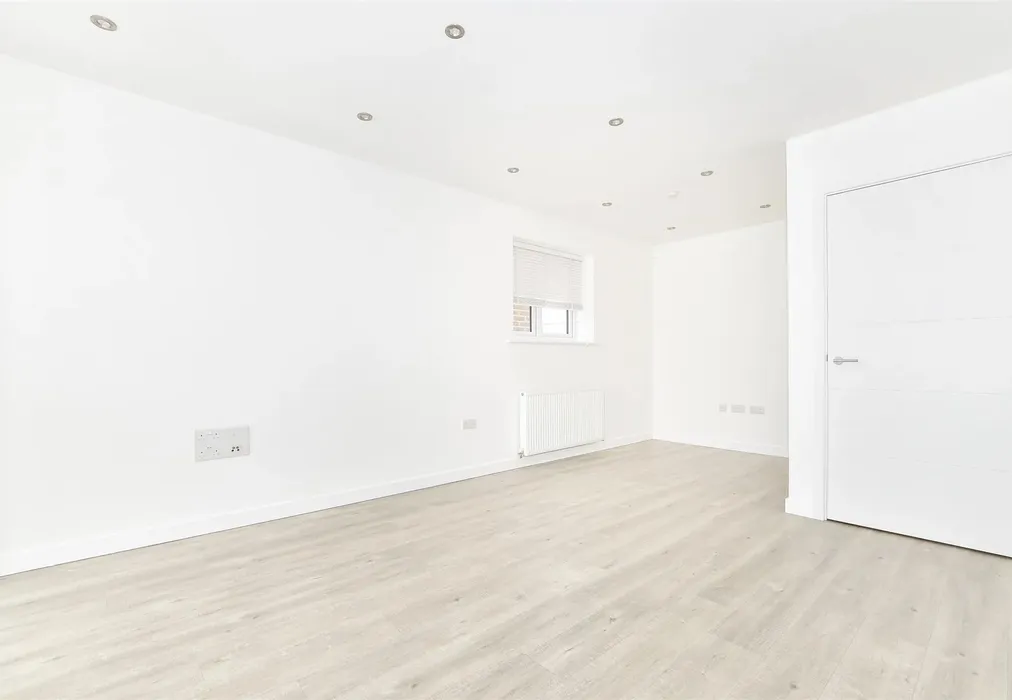 Lounge/Kitchen/ Diner - Twelve Acres Road, Holborough Lakes, Snodland, Kent - Wards of Kent