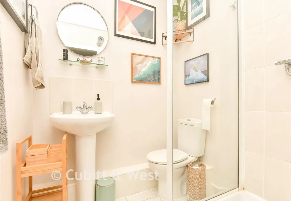 Ensuite - Burrage Road, Redhill, Surrey - Wards of Kent