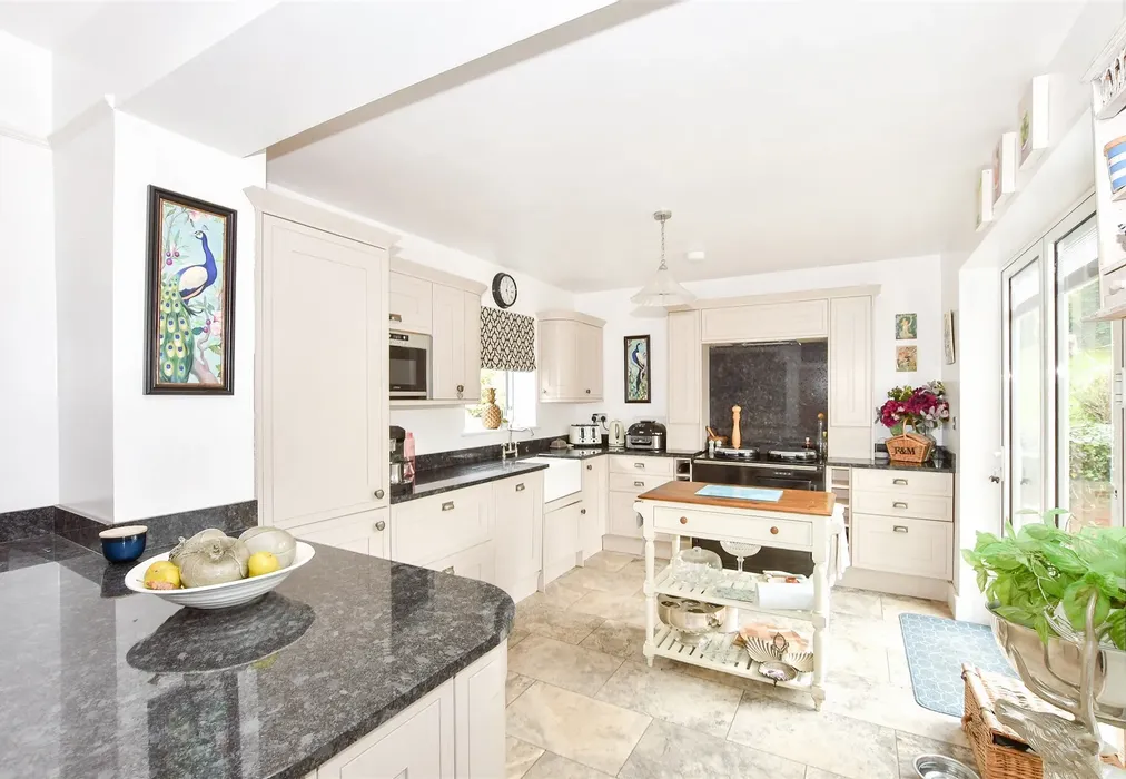 Kitchen - London Road, Pyecombe, East Sussex - Wards of Kent