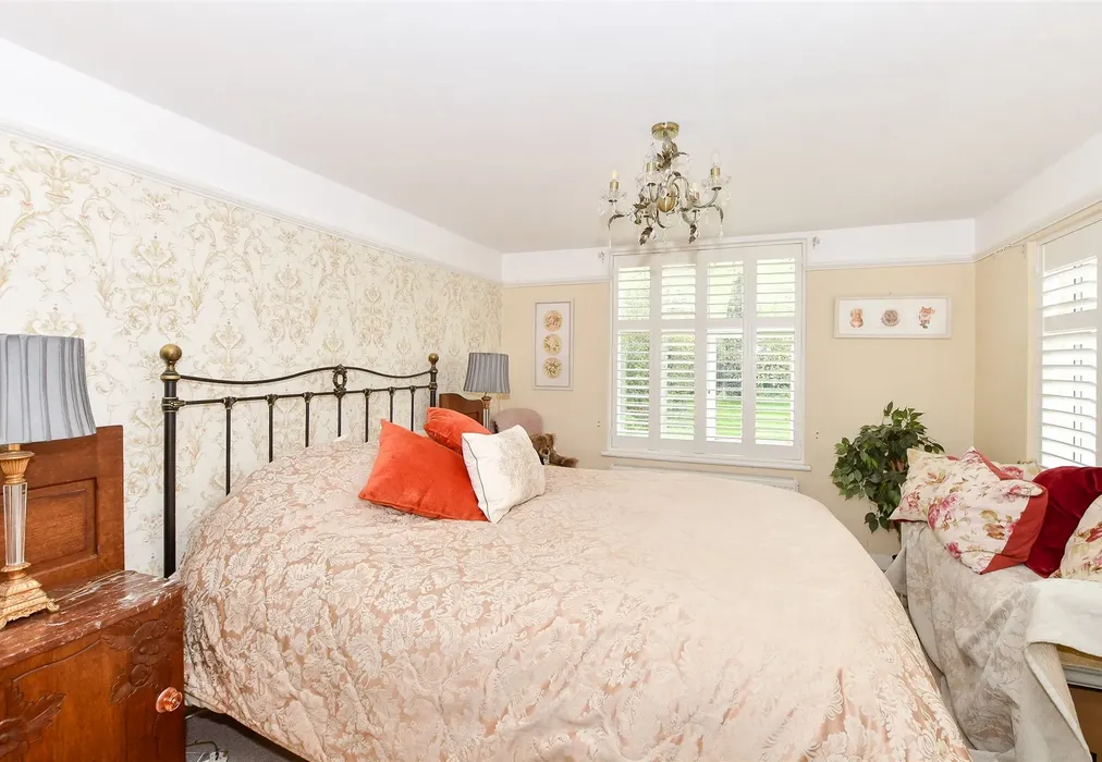 Bedroom 3 - London Road, Pyecombe, East Sussex - Wards of Kent