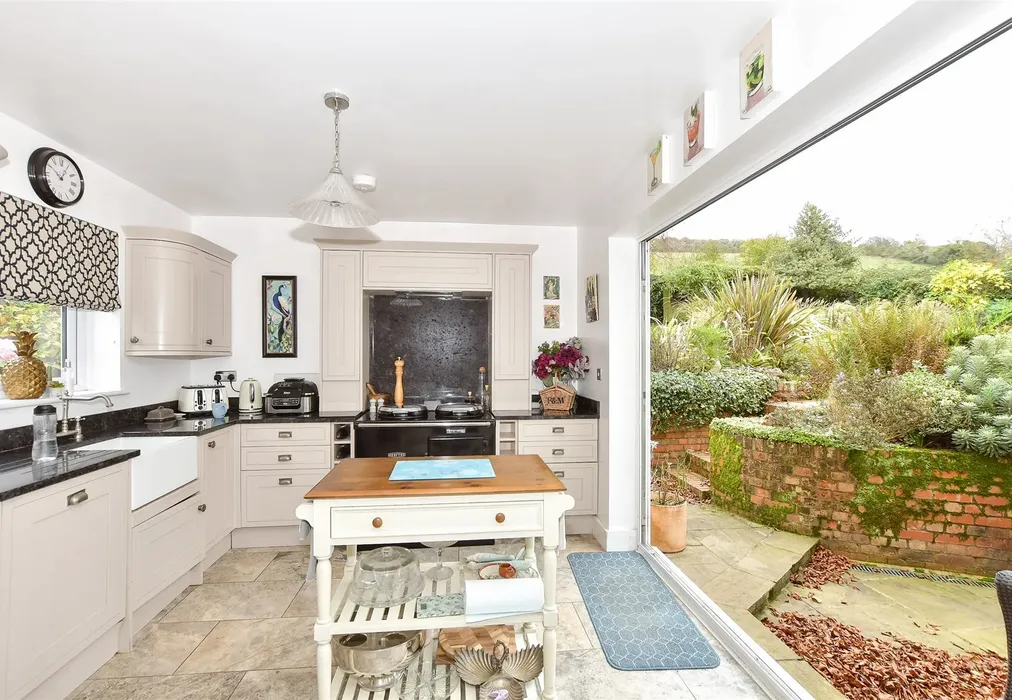 Internal Lifestyle Photograph - London Road, Pyecombe, East Sussex - Wards of Kent