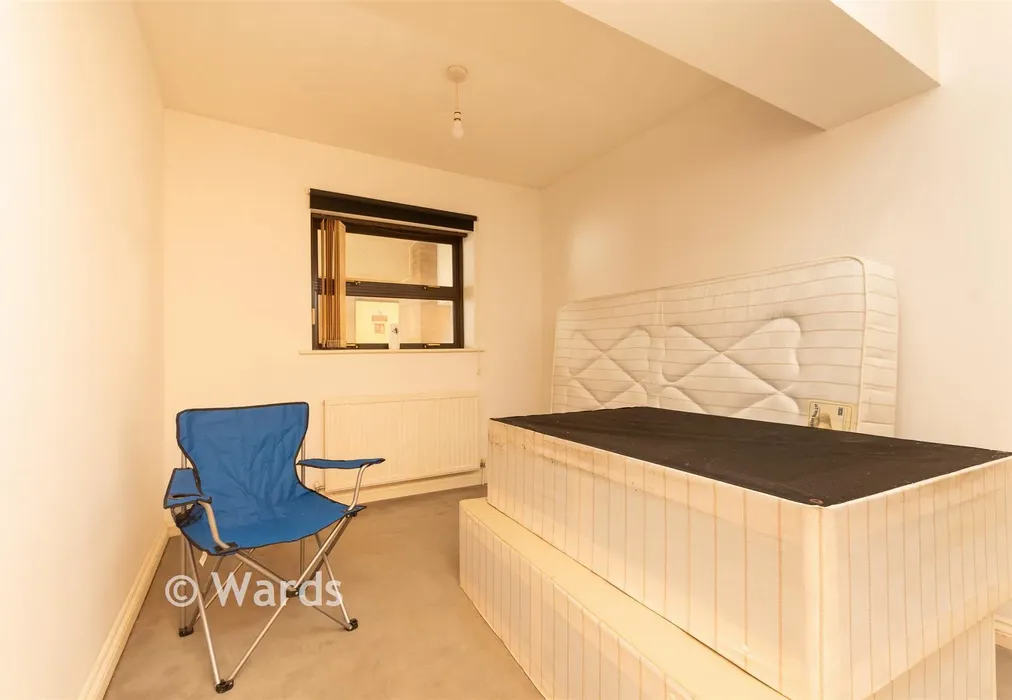 Bedroom 2 - Esplanade, Rochester, Kent - Wards of Kent