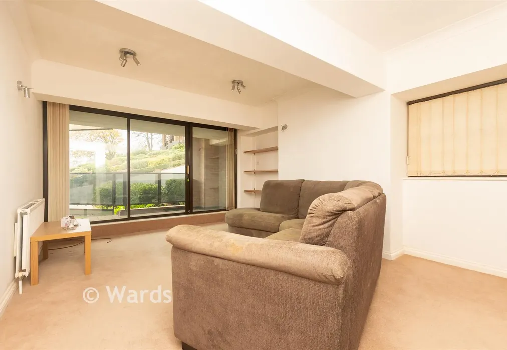 Lounge - Esplanade, Rochester, Kent - Wards of Kent