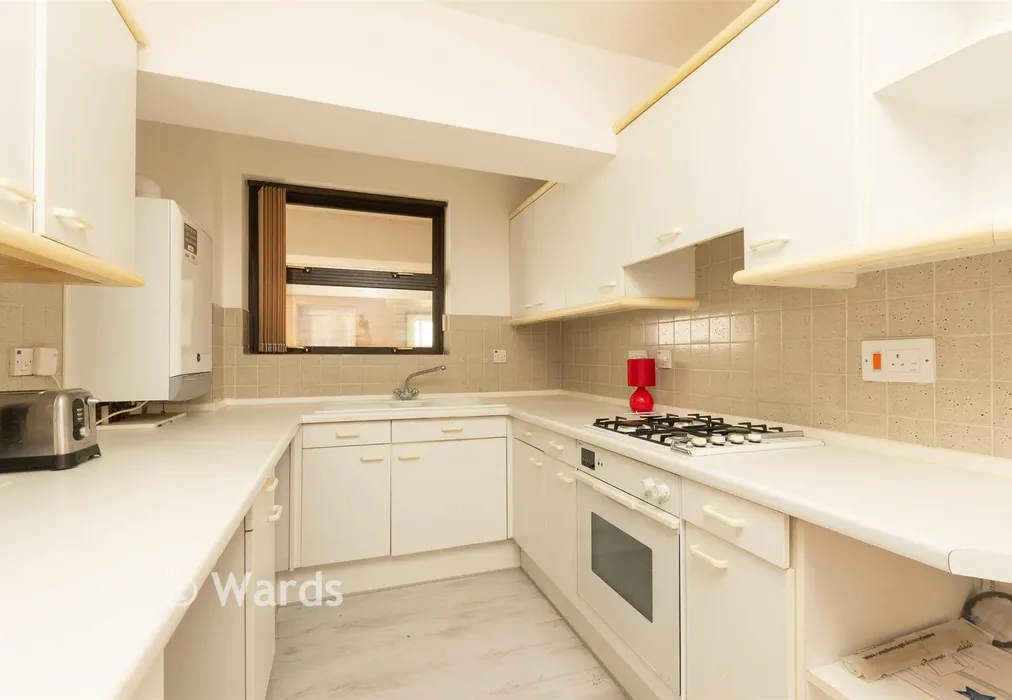 Kitchen - Esplanade, Rochester, Kent - Wards of Kent