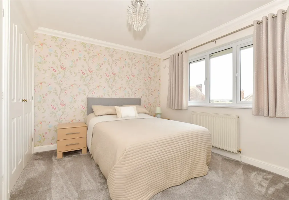 Bedroom 2 - Cliff Road, Lake, Isle of Wight - Wards of Kent