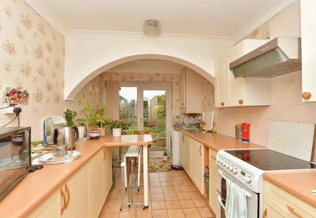 Kitchen/Breakfast Room - Gadby Road, Sittingbourne, Kent - Wards of Kent