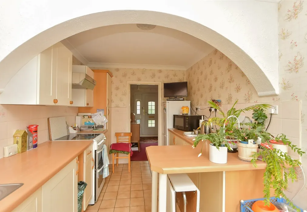 Kitchen/Breakfast Room - Gadby Road, Sittingbourne, Kent - Wards of Kent