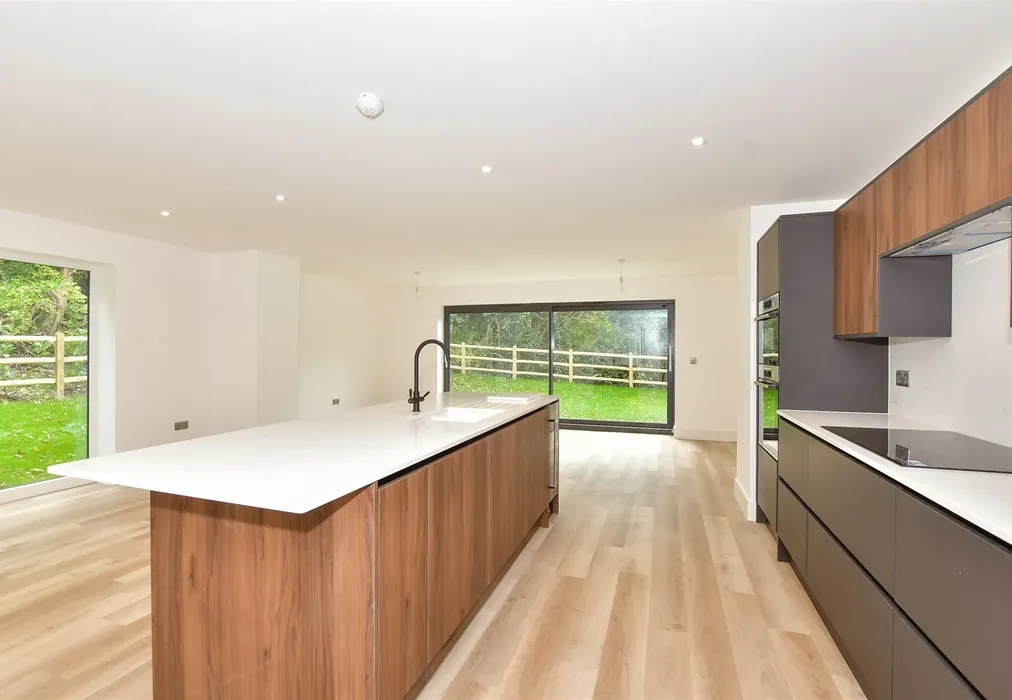 Kitchen/Dining/Family Room - The Heights, Station Road, Dover, Kent - Wards of Kent