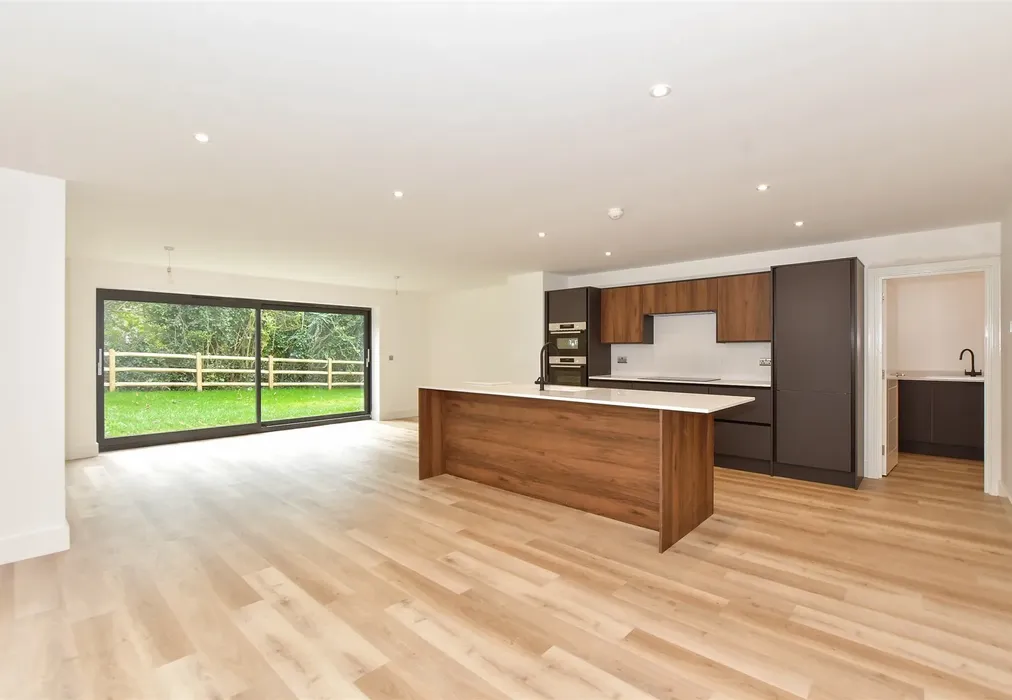 Kitchen/Dining/Family Room - The Heights, Station Road, Dover, Kent - Wards of Kent