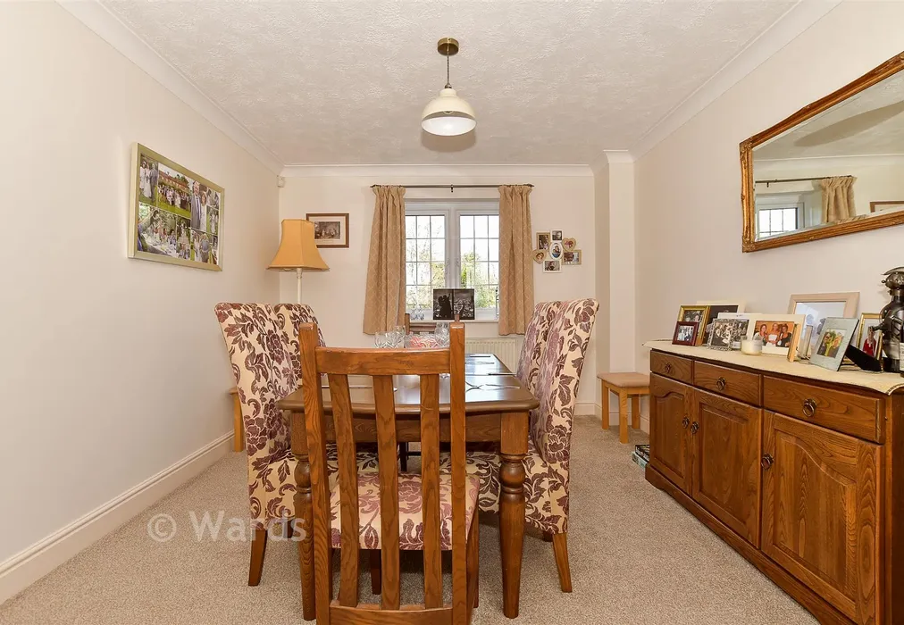 Dining Room - Tenterden Road, Biddenden, Kent - Wards of Kent