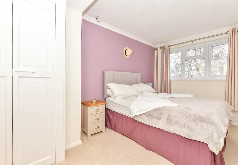 Bedroom 2 - Slaney Road, Staplehurst, Tonbridge, Kent - Wards of Kent