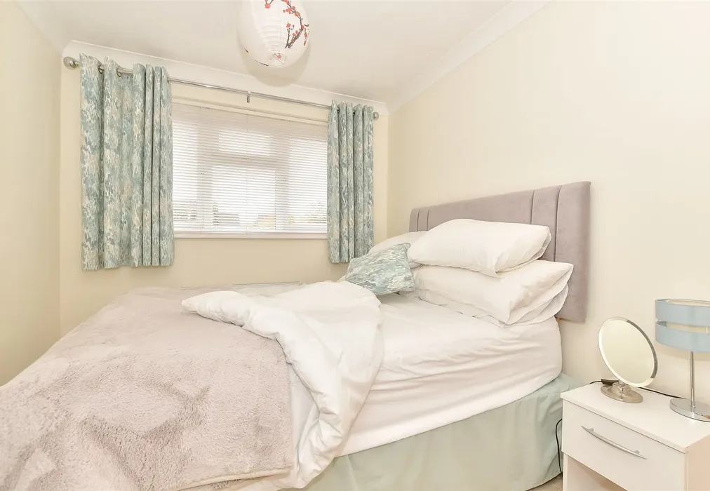 Bedroom 3 - Slaney Road, Staplehurst, Tonbridge, Kent - Wards of Kent