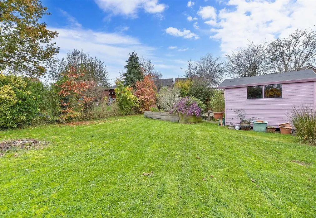 Rear Garden - Slaney Road, Staplehurst, Tonbridge, Kent - Wards of Kent