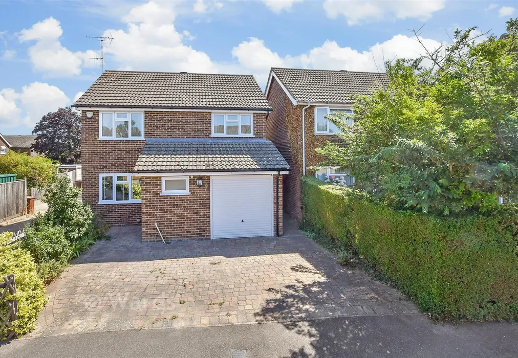 External (Brochure) - Slaney Road, Staplehurst, Tonbridge, Kent - Wards of Kent