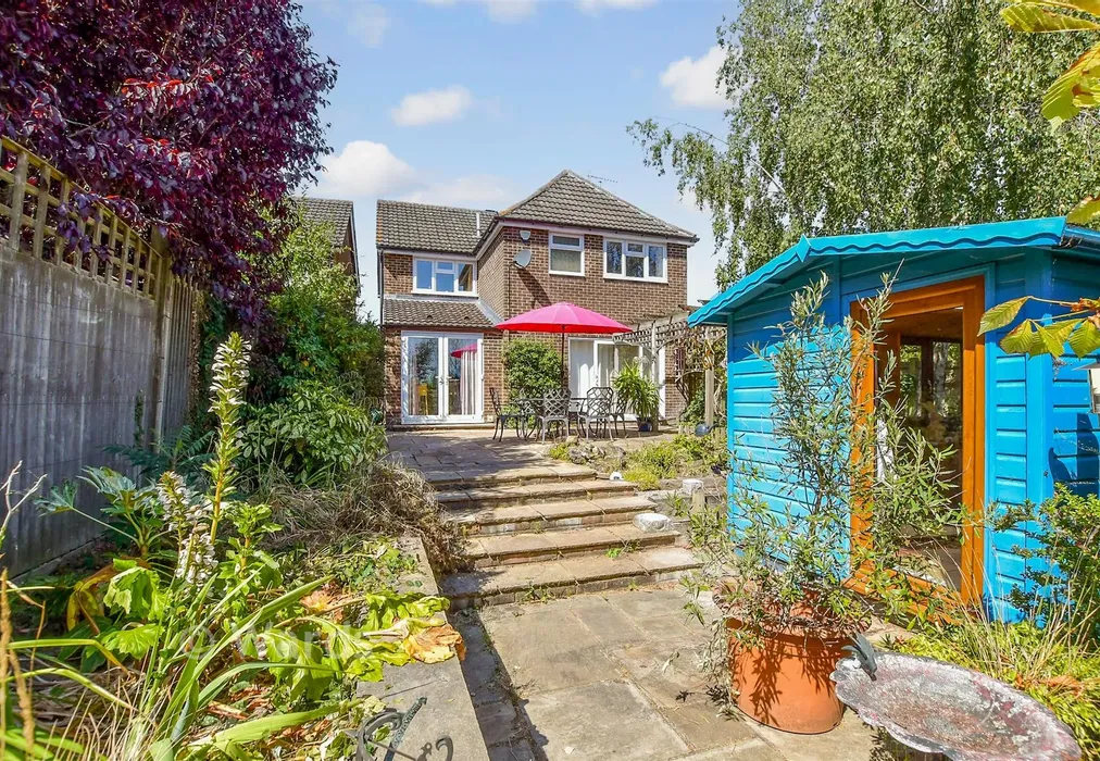 Rear Garden - Slaney Road, Staplehurst, Tonbridge, Kent - Wards of Kent