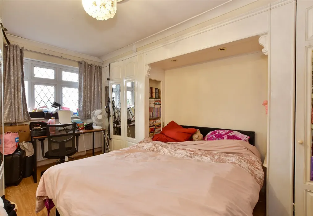 Bedroom 2 - Dunspring Lane, Clayhall, Ilford, Essex - Wards of Kent