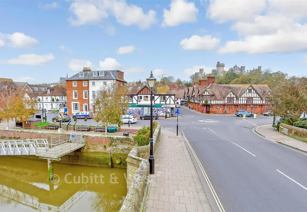 Surrounding Area - Queen Street, Arundel, West Sussex - Wards of Kent