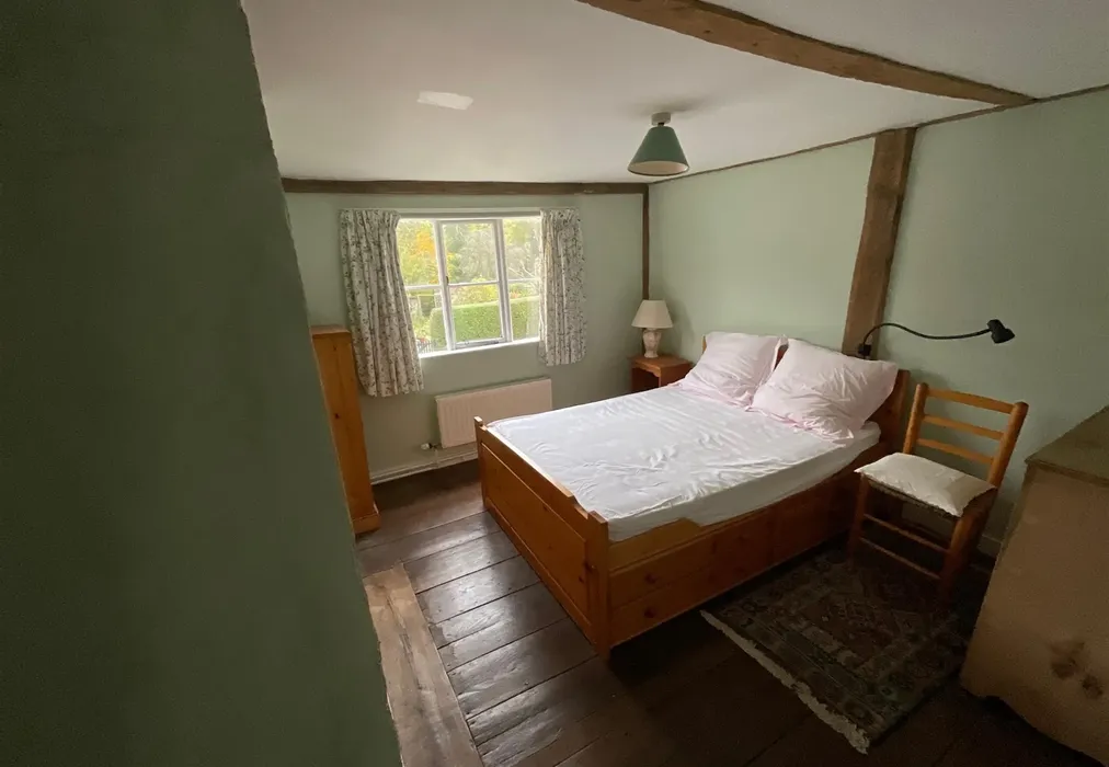 Bedroom 2 - The Street, Smarden, Ashford, Kent - Wards of Kent