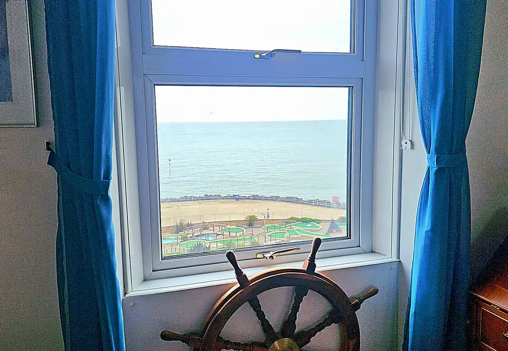 Sea View - Sea View Terrace, Margate, Kent - Wards of Kent