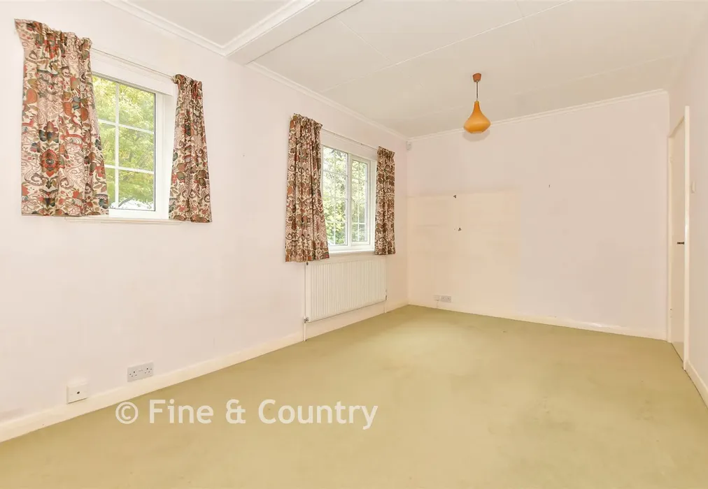 Bedroom 4 - Vicarage Street, St. Peters, Broadstairs, Kent - Wards of Kent