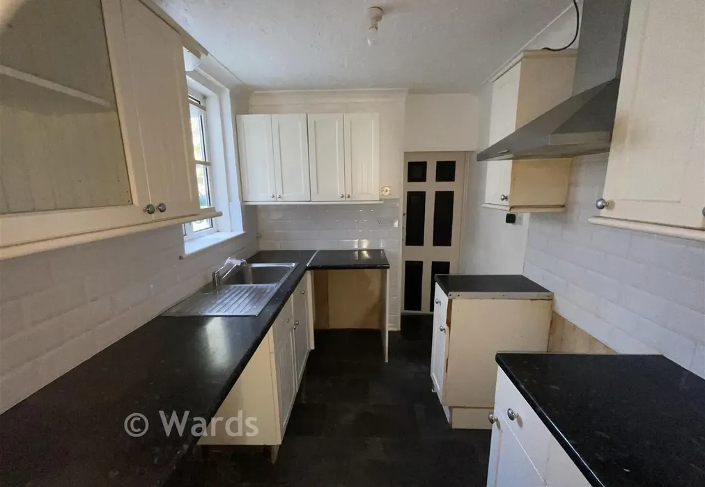 Kitchen - Albany Road, Gillingham, Kent - Wards of Kent