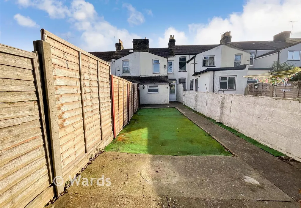 Rear 2 - Albany Road, Gillingham, Kent - Wards of Kent