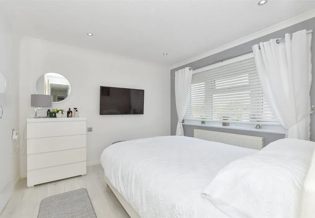 Bedroom 2 - Stone Street, Petham, Canterbury, Kent - Wards of Kent