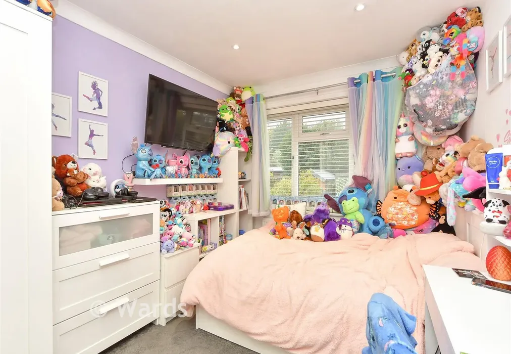 Bedroom 2 - Lonsdale Drive, Rainham, Gillingham, Kent - Wards of Kent