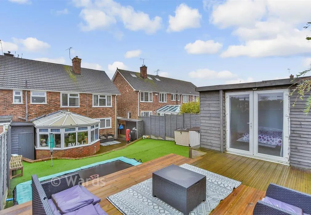 Rear Garden - Lonsdale Drive, Rainham, Gillingham, Kent - Wards of Kent