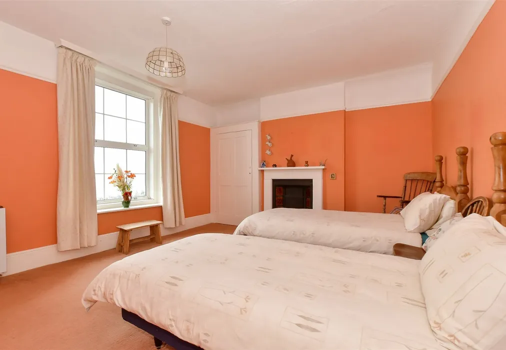 Bedroom 3 - St. Catherine's Road, Niton Undercliff, Ventnor, Isle of Wight - Wards of Kent