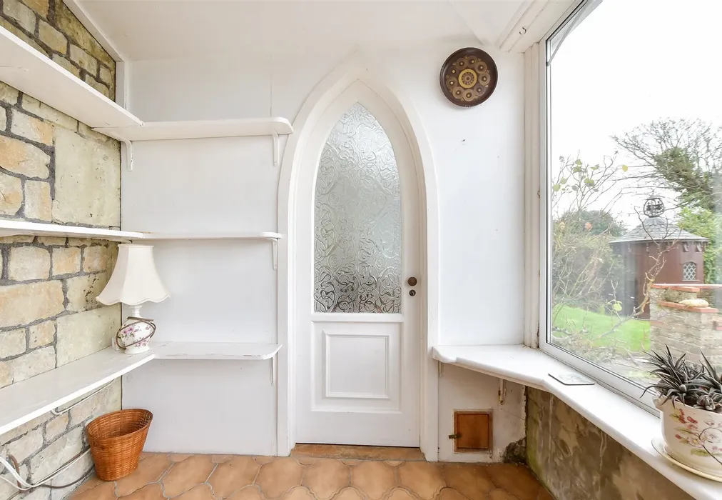 Internal Feature - St. Catherine's Road, Niton Undercliff, Ventnor, Isle of Wight - Wards of Kent