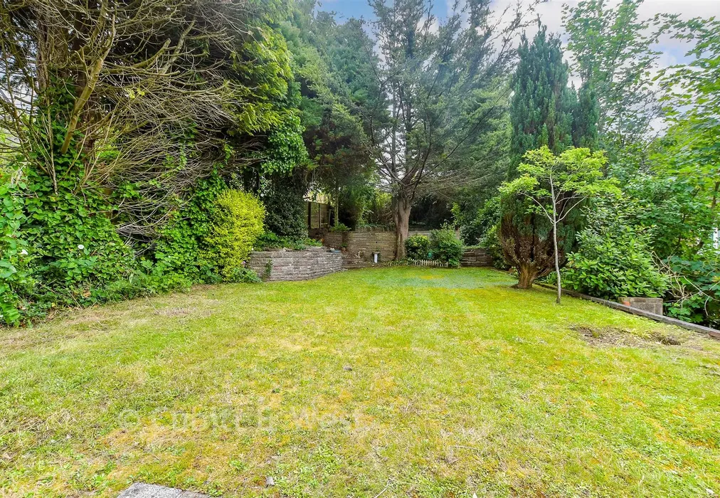 Rear Garden - Warren Way, Woodingdean, Brighton, East Sussex - Wards of Kent